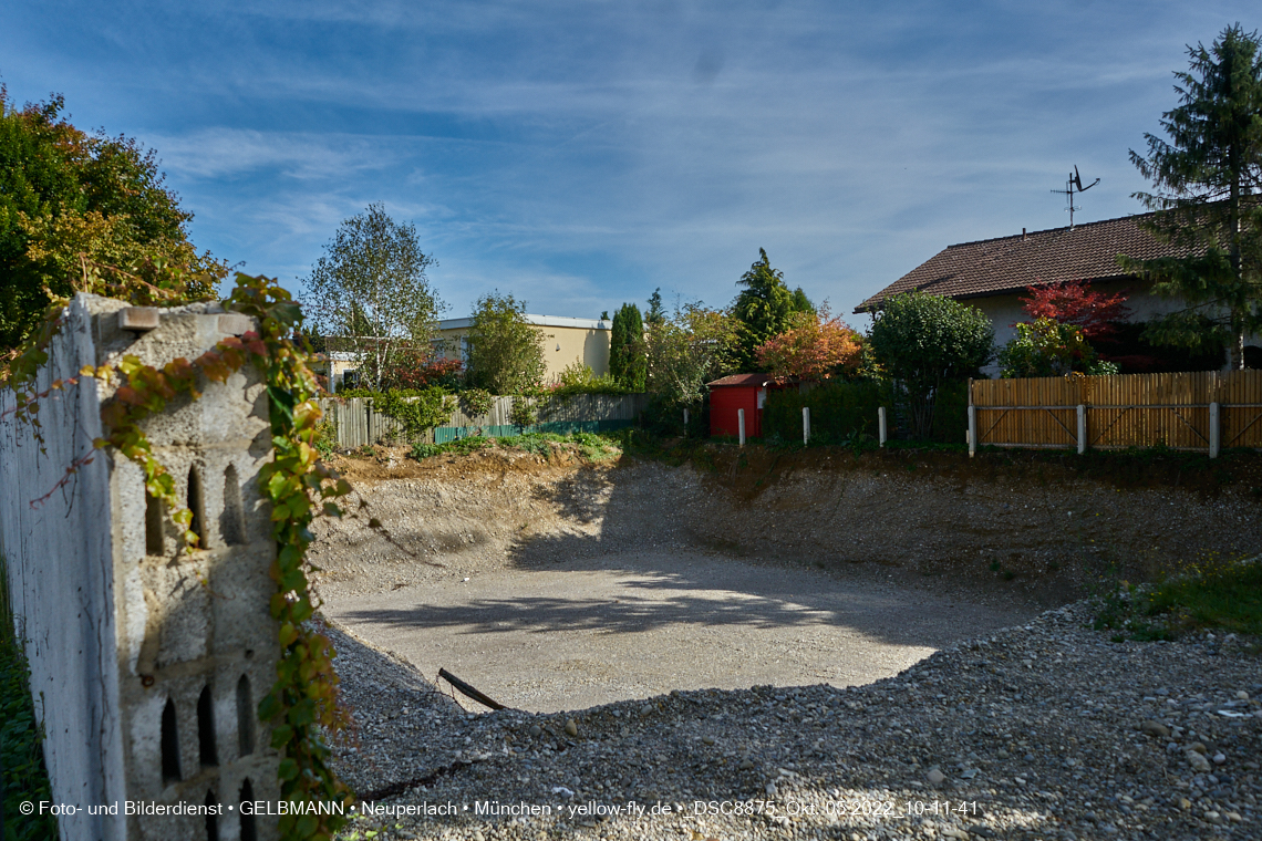04.10.2022 - Baustelle an der Niederalmstraße 16 und Hugo-Lang-Bogen 13 in Neuperlach-Trudering